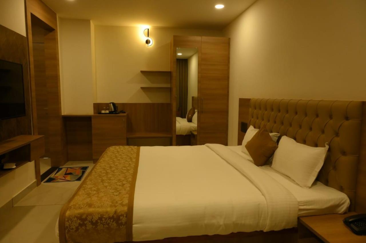 Shrreyas Inn Boarding & Lodging Kundapur Esterno foto