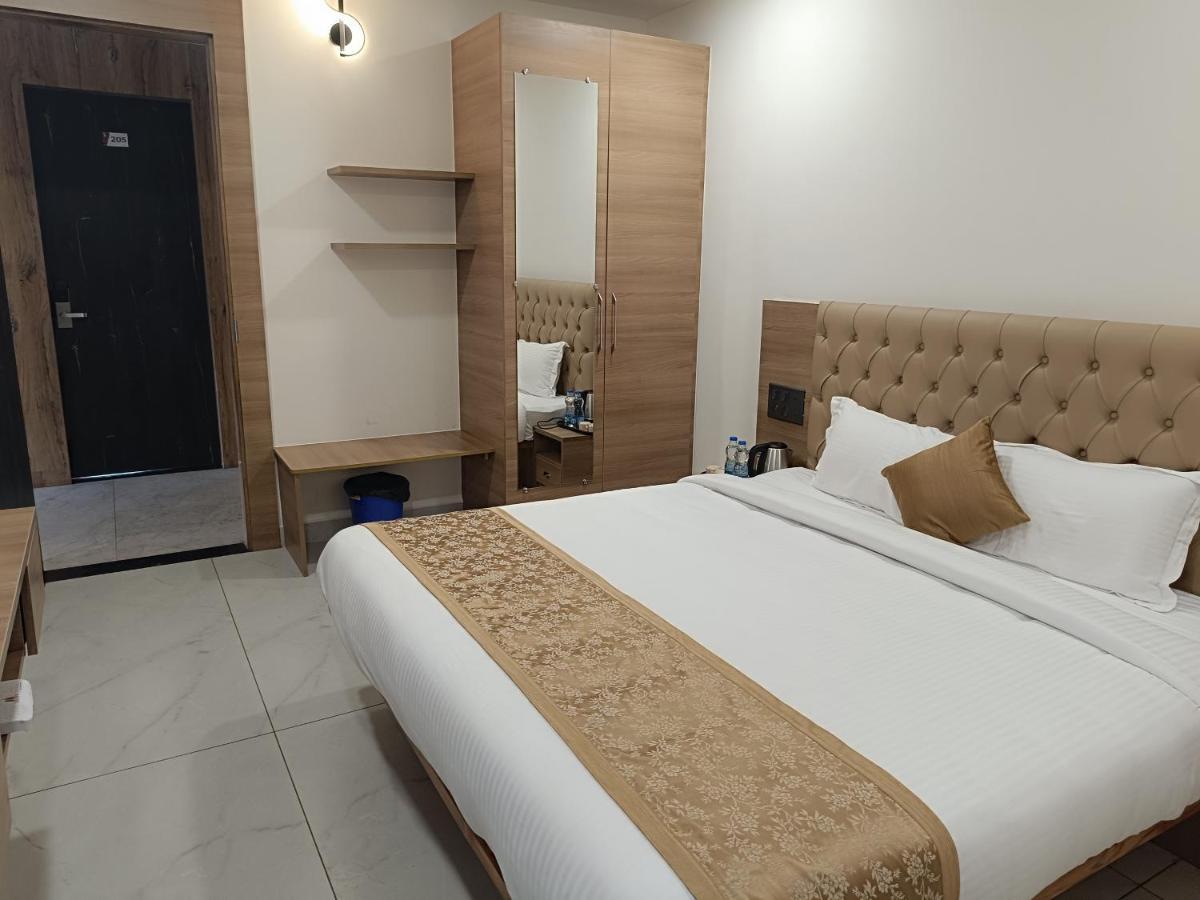 Shrreyas Inn Boarding & Lodging Kundapur Esterno foto